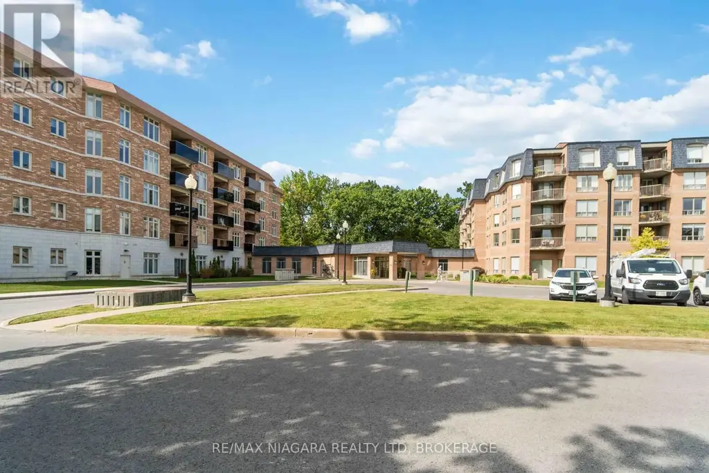 132 - 8111 Forest Glen Drive, Niagara Falls (Mt. Carmel)